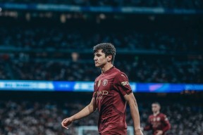 九游电脑版下载地址-赛前曼城备战西甲，篮板制胜细节曝光，震撼外界，细节决定成败(二战西班牙海军实力)