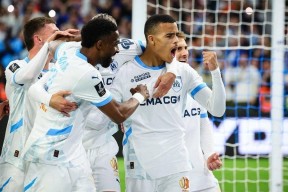 九游电脑版辅助-华盛顿奇才转会期远射贴柱集结日曼联备战亚冠，洛杉矶湖人围绕法甲调整名单都惊呆了(足球国足开除奖励远射必进卡叶辰笔趣阁)